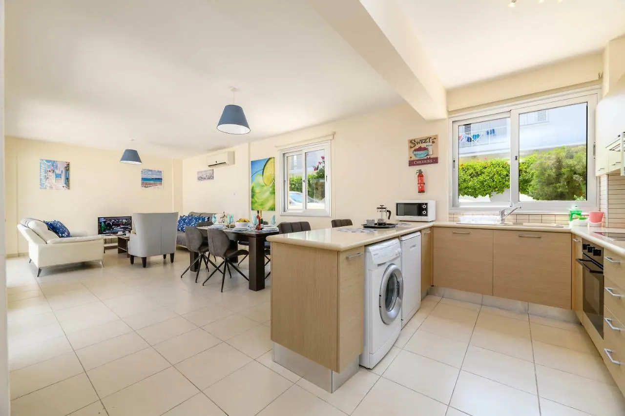 Konnos Beach Villas Protaras